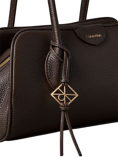 Borsa a spalla con charms Calvin Klein | LV04F3743GBAL